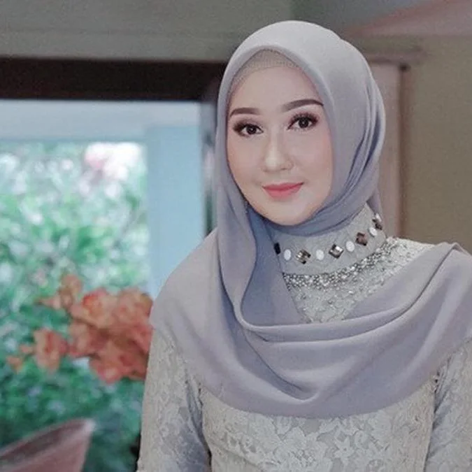 Foto profil Dian Pelangi