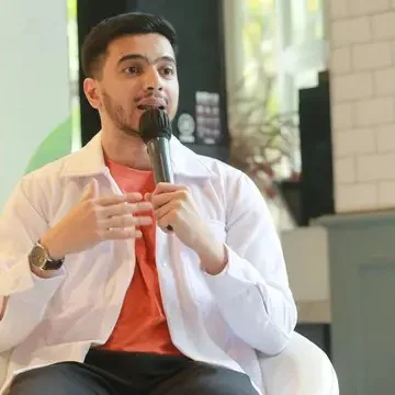 Profile photo of Farhan Zubedi